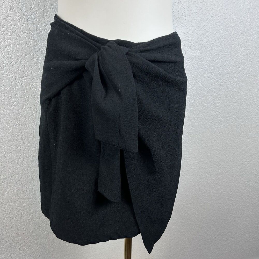 Who What Wear Women's Skirt Black Stretch Tie Asymmetric Mini Wrap Size 4